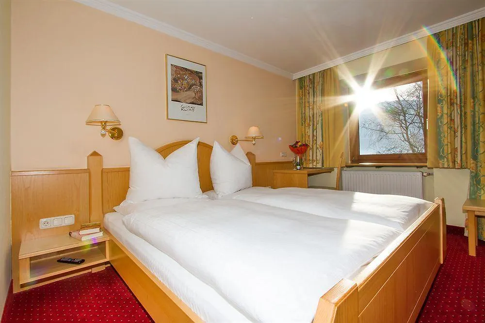 ***  Hotel Huberhof Rum Austria